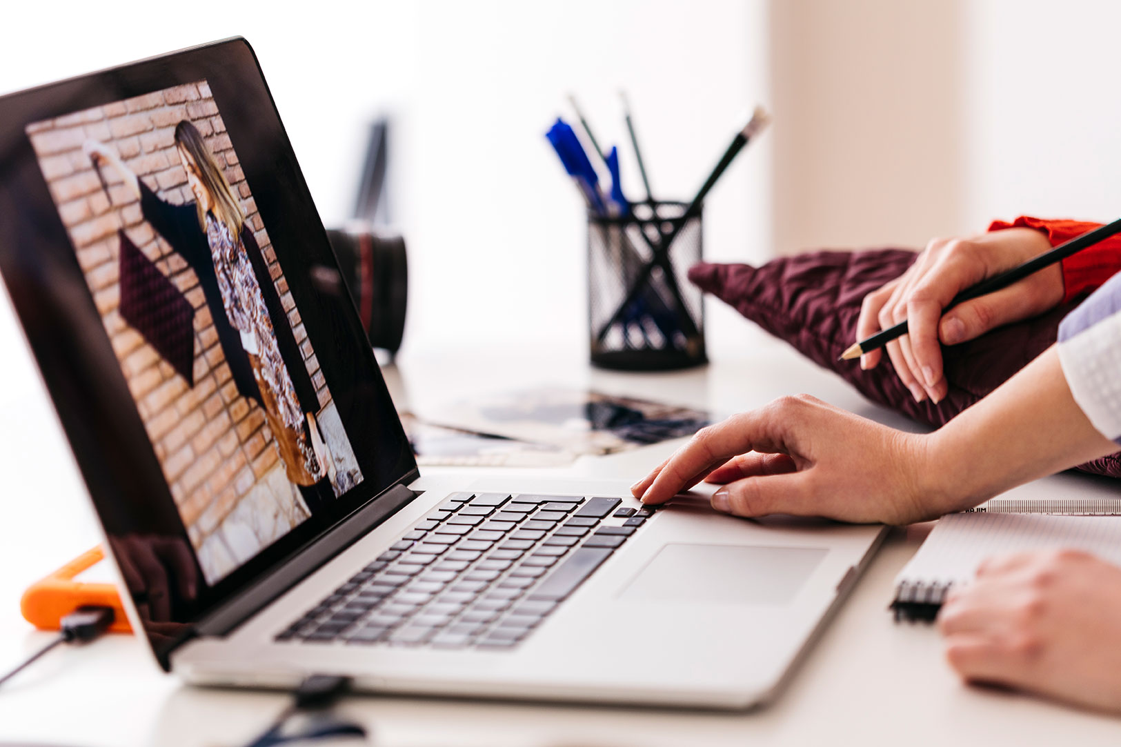 Thiết Kế Website Thời Trang Những Yếu Tố Tạo Nên Một Shop Online Bán Chạy 3 Tối ưu tốc độ tải trang website thời trang WordPress trên di động để tăng chuyển đổi