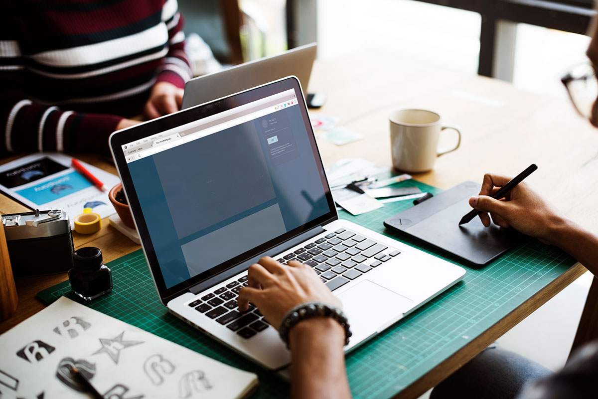 Thiết Kế Website Bán Hàng Cần Những Tính Năng Gì Để Bán Được Hàng Thật Sự 3 VG Agency thiết kế website bán hàng WordPress chuẩn SEO và tích hợp AI Automation cho SME