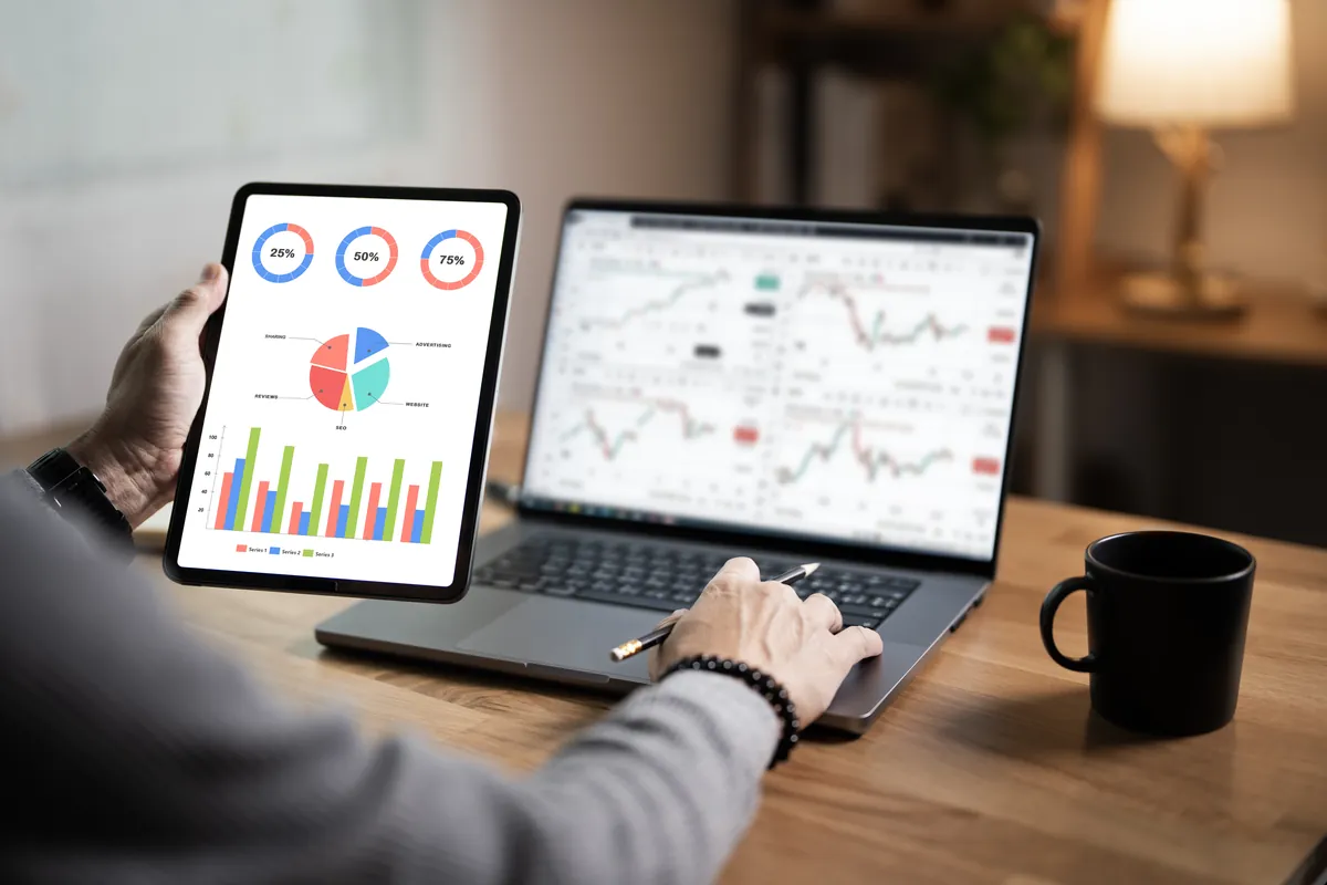 Phân tích dữ liệu và ngân sách trước khi lựa chọn gói SEO website
